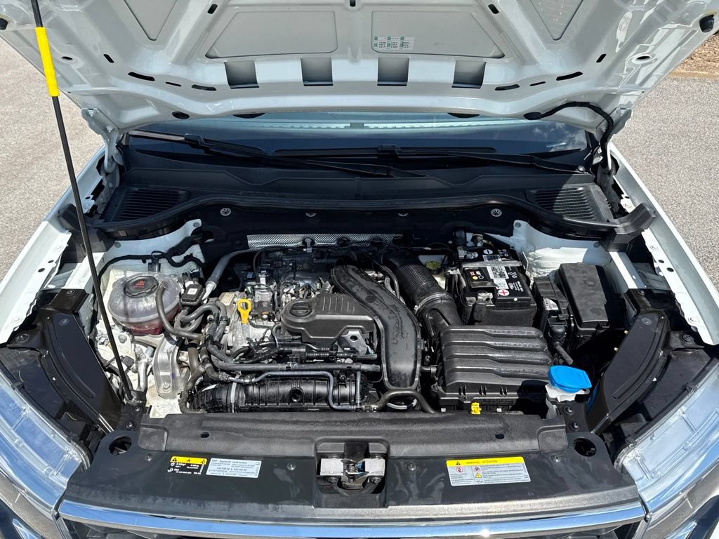 Certified 2023 Volkswagen Taos SE FWD image 9