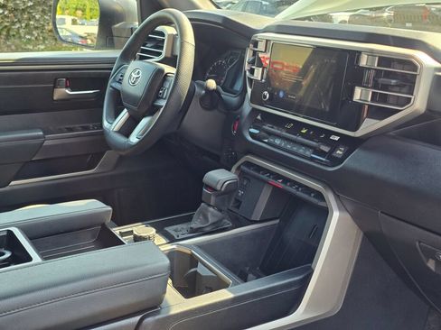 Used 2025 Toyota Tundra SR5 w/ TRD Off-Road Package AWD/4WD image 27