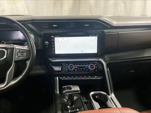 Used 2023 GMC Sierra 1500 Denali Ultimate image 18