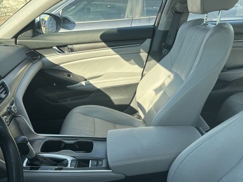 Used 2020 Honda Accord EX-L image 5