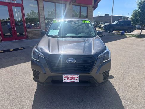 Used 2023 Subaru Forester AWD/4WD image 2