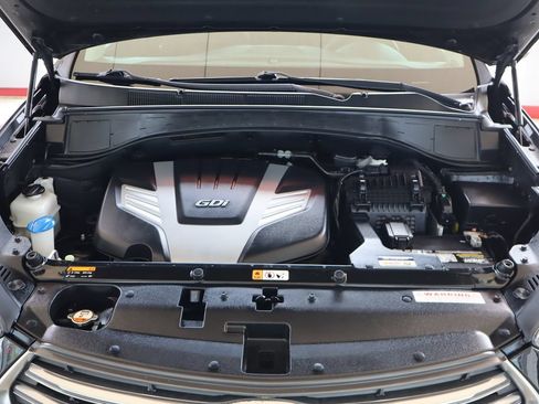 Used 2018 Hyundai Santa Fe Limited AWD/4WD image 54