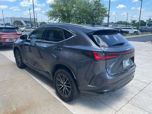 Used 2024 Lexus NX 250 FWD image 4