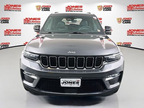 Used 2024 Jeep Grand Cherokee Limited image 14