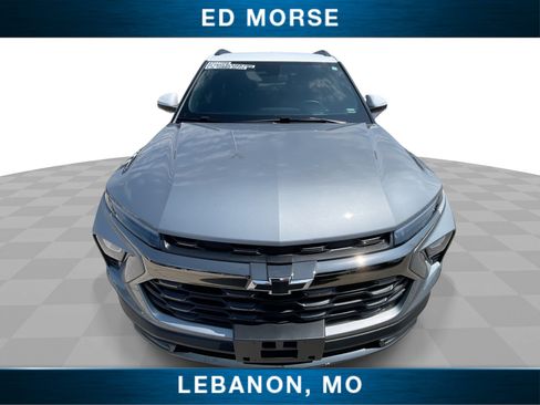 Used 2024 Chevrolet TrailBlazer ACTIV w/ Driver Confidence Package FWD image 3