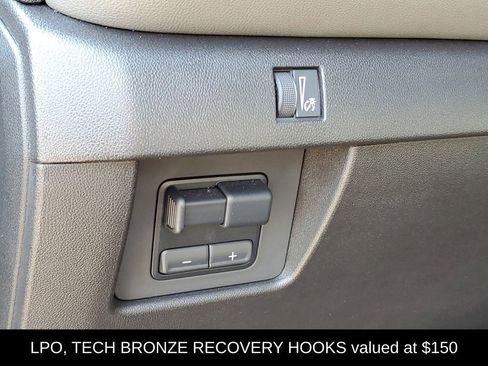 Used 2024 Chevrolet Colorado ZR2 w/ ZR2 Convenience Package III AWD/4WD image 11