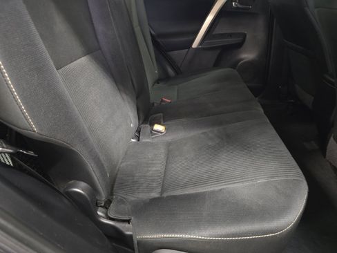 Used 2014 Toyota RAV4 XLE AWD/4WD image 19