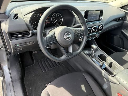 Used 2024 Nissan Sentra S image 10