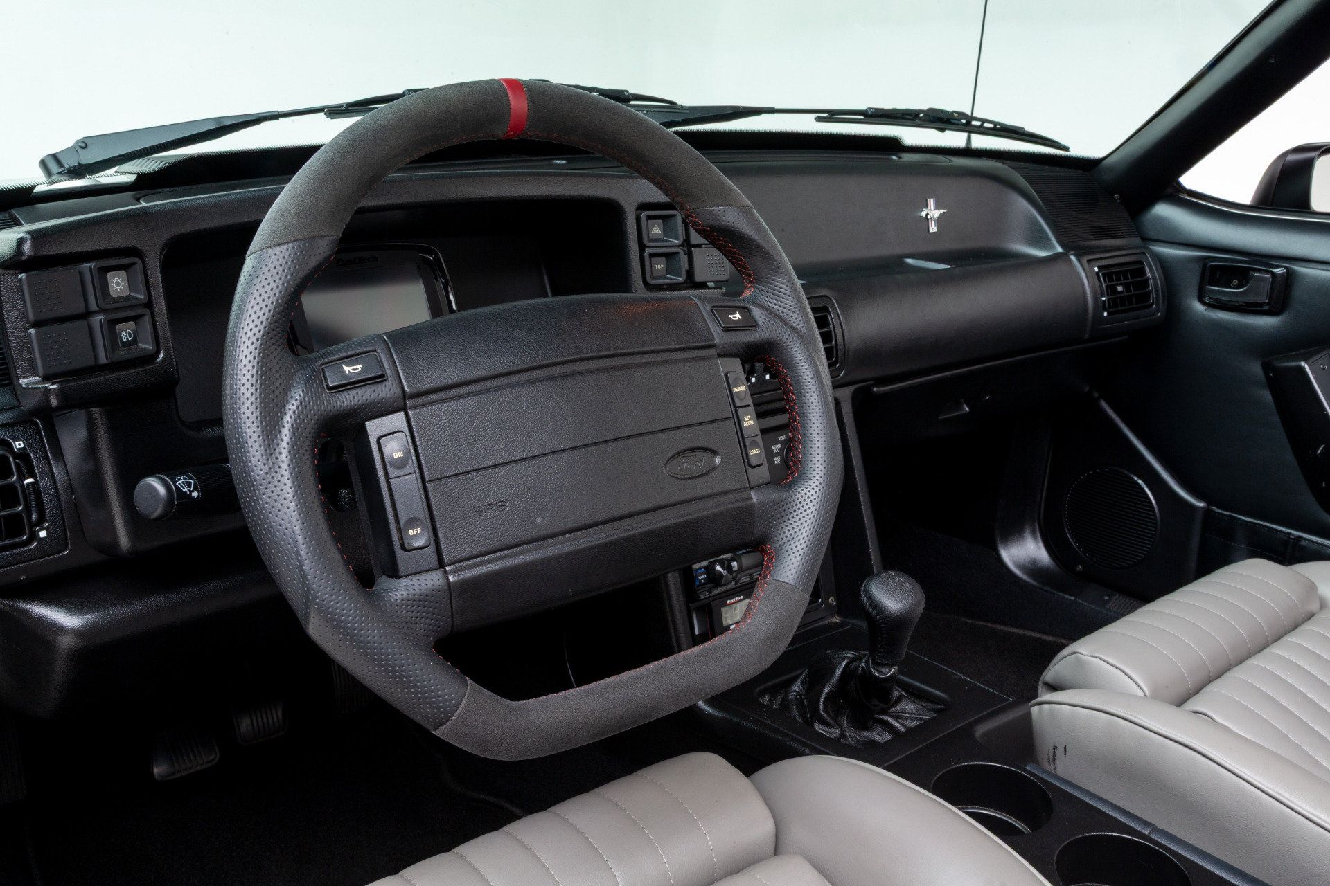Used 1990 Ford Mustang GT RWD image 33