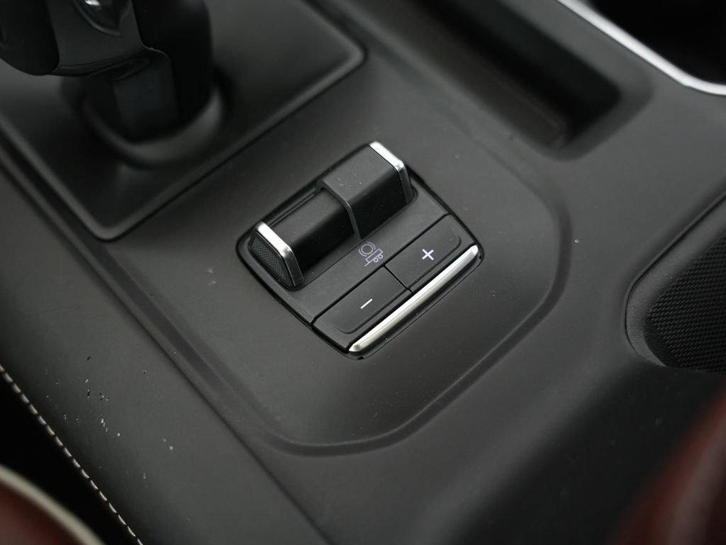 Used 2024 GMC Sierra 1500 Denali Ultimate AWD/4WD image 29