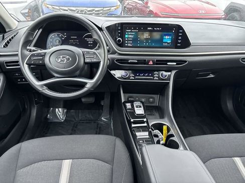 Certified 2023 Hyundai Sonata SEL w/ Convenience Package image 12