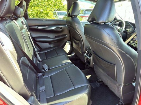 Used 2023 INFINITI QX50 Sport AWD/4WD image 38