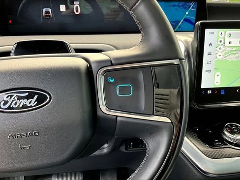 Certified 2025 Ford Expedition Max Platinum w/ Stealth Performance Package AWD/4WD image 14