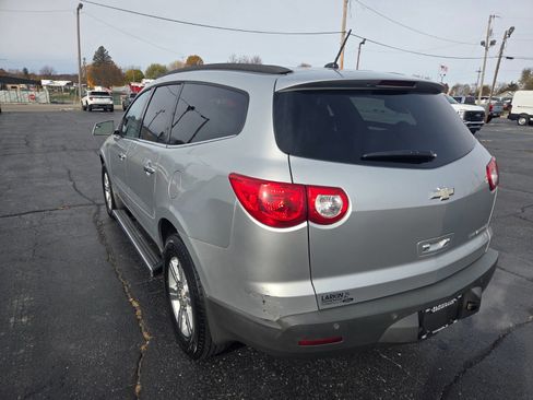 Used 2011 Chevrolet Traverse LT w/ Personal Connectivity Package image 5