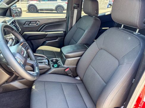 Used 2025 GMC Canyon Elevation w/ Convenience Package AWD/4WD image 39