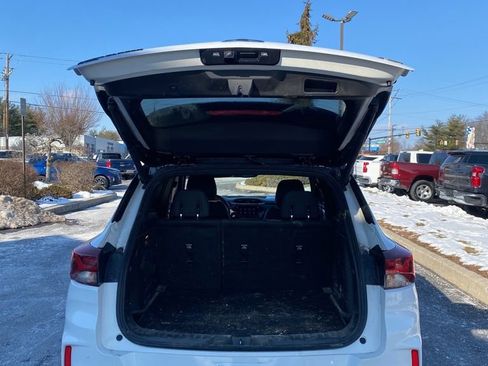 Certified 2023 Chevrolet TrailBlazer RS w/ Sun and Liftgate Package image 18