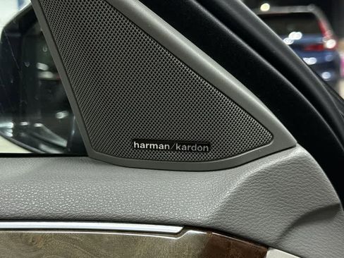 Used 2010 Mercedes-Benz E 63 AMG Sedan image 33