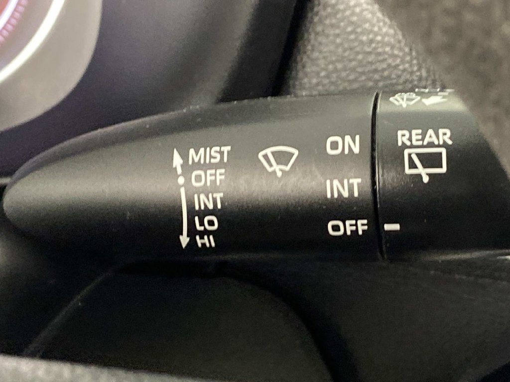 Used 2024 Toyota RAV4 LE AWD/4WD image 18