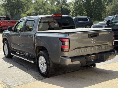 Used 2023 Nissan Frontier SV w/ SV Convenience Package AWD/4WD image 6