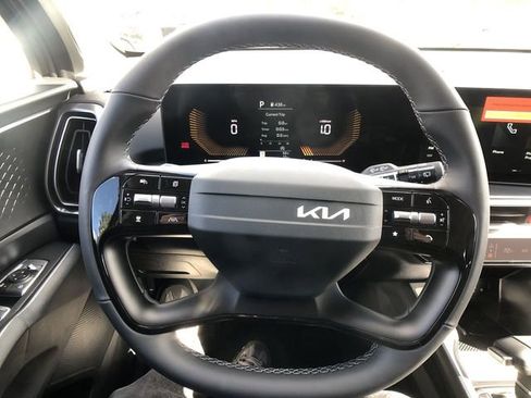 New 2026 Kia Sorento S w/ S Panoramic Sunroof Package image 14