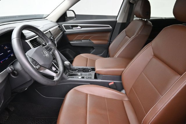 Used 2023 Volkswagen Atlas SE FWD image 16