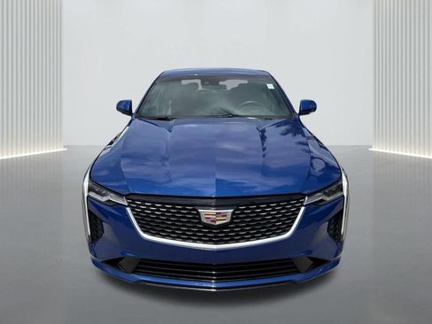 Certified 2025 Cadillac CT4 Luxury RWD image 2