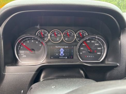 Used 2019 Chevrolet Silverado 1500 LT Trail Boss AWD/4WD image 6