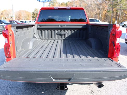 Used 2024 Chevrolet Silverado 2500 LT image 13
