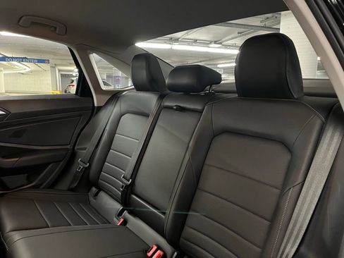 Used 2021 Volkswagen Jetta SEL image 19