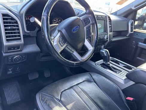 Used 2018 Ford F150 Platinum w/ Equipment Group 701A Luxury AWD/4WD image 7
