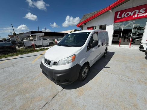 Used 2017 Nissan NV200 S w/ Cruise Control Package image 15