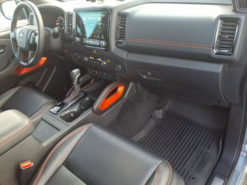 Used 2023 Nissan Frontier PRO-4X w/ Pro-4X Premium Package image 19