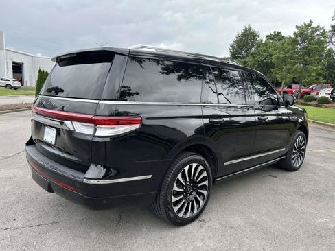 Certified 2022 Lincoln Navigator Black Label AWD/4WD image 3