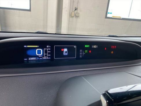 Certified 2022 Toyota Prius Prime XLE image 29