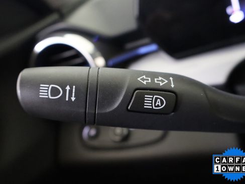 Used 2025 Chevrolet Trax LT FWD image 28