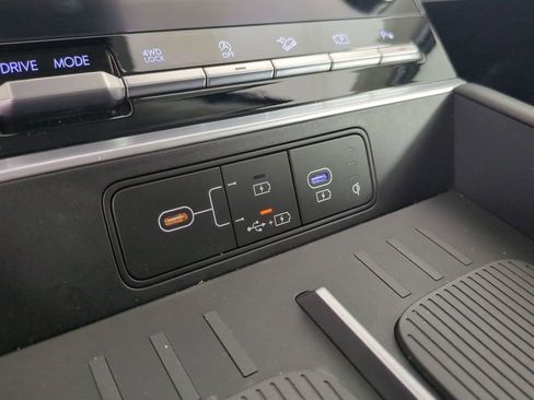 Certified 2025 Hyundai Santa Fe XRT image 28