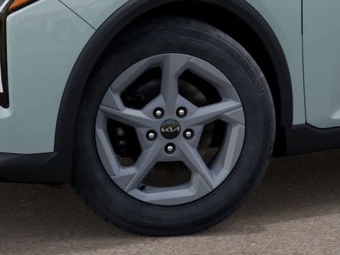 New 2025 Kia K4 LXS image 9