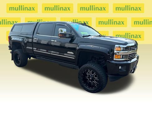 Used 2016 Chevrolet Silverado 2500 High Country w/ High Country Premium Package AWD/4WD image 1