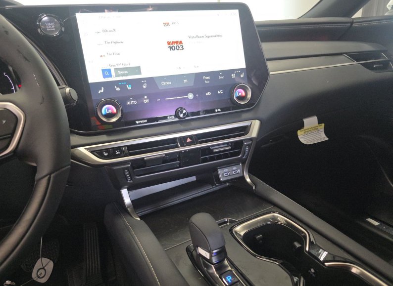 Used 2024 Lexus RX 350 Premium Plus w/ Convenience Package FWD image 3