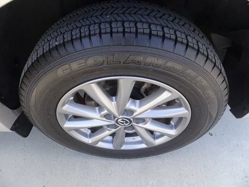 Used 2025 MAZDA CX-5 AWD 2.5 S w/ Preferred Package image 10