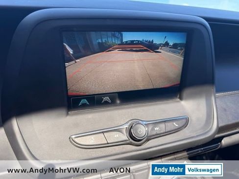 Used 2017 Chevrolet Camaro LT RWD image 21