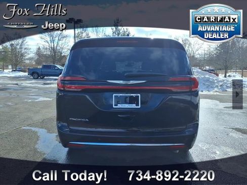 Certified 2026 Chrysler Pacifica Select FWD image 7