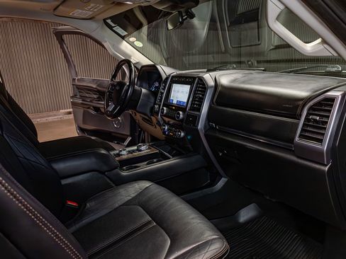 Used 2021 Ford Expedition Max Platinum image 13