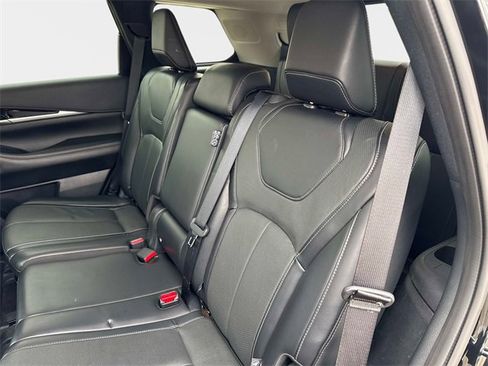 Used 2023 INFINITI QX60 Pure image 13