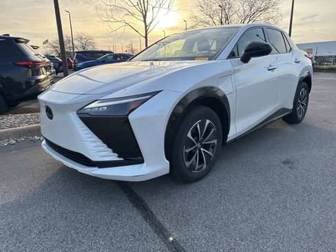 Used 2024 Lexus RZ 450e Premium w/ Technology Package image 7