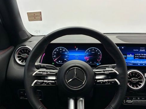 Certified 2026 Mercedes-Benz GLB 250 4MATIC image 71