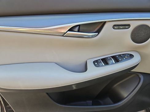 Used 2023 INFINITI QX50 Luxe image 12