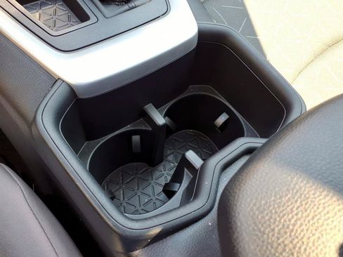 Used 2025 Toyota RAV4 XLE w/ Convenience Package FWD image 23