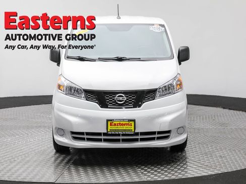 Used 2021 Nissan NV200 S image 2