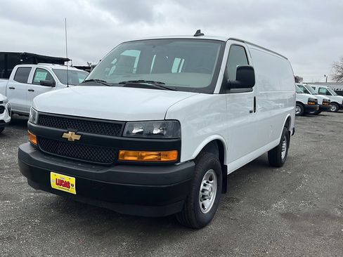 New 2025 Chevrolet Express 2500 RWD image 4